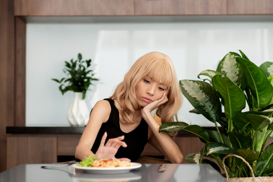 Can You Gain Muscle in a Calorie Deficit? The Science, Strategy, Smart Tracking